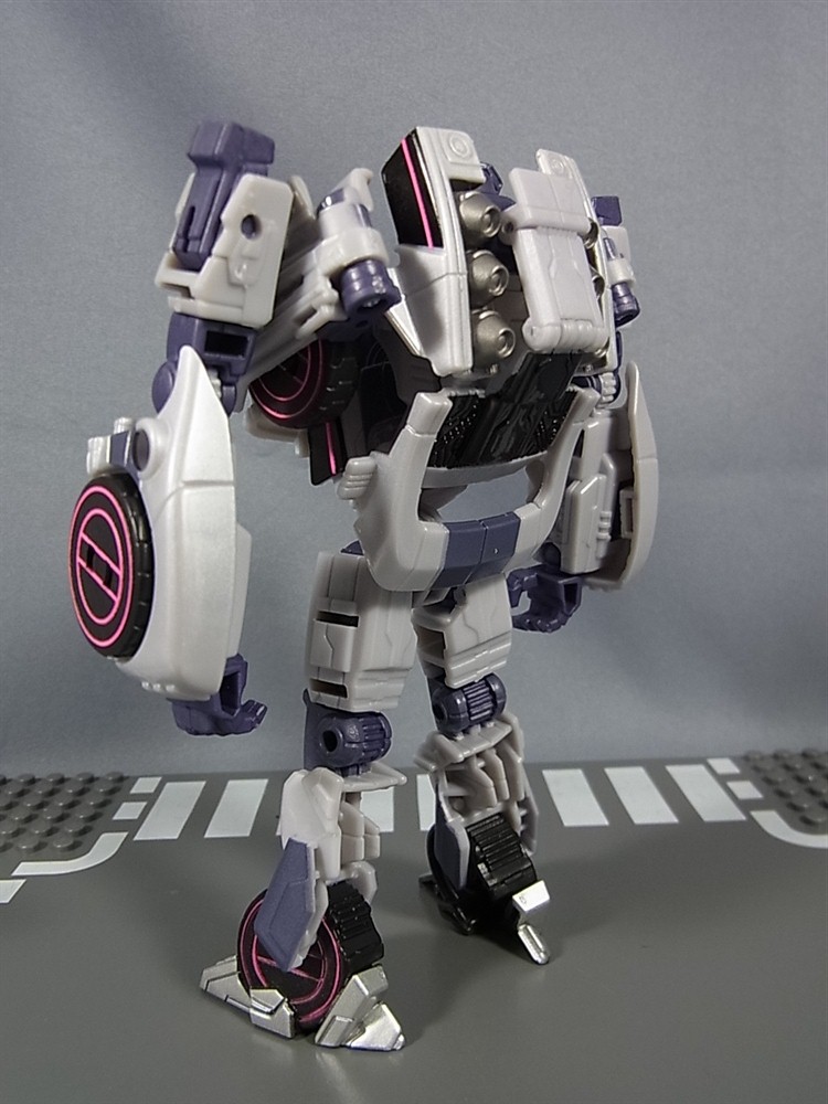 Transformers Generations TG-02 Jazz Out of the Package